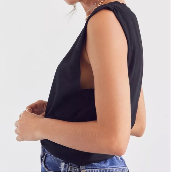 Urban Outfitters Truly Madly Deeply Voop Muscle Tank brand new - Picture 3 of 7